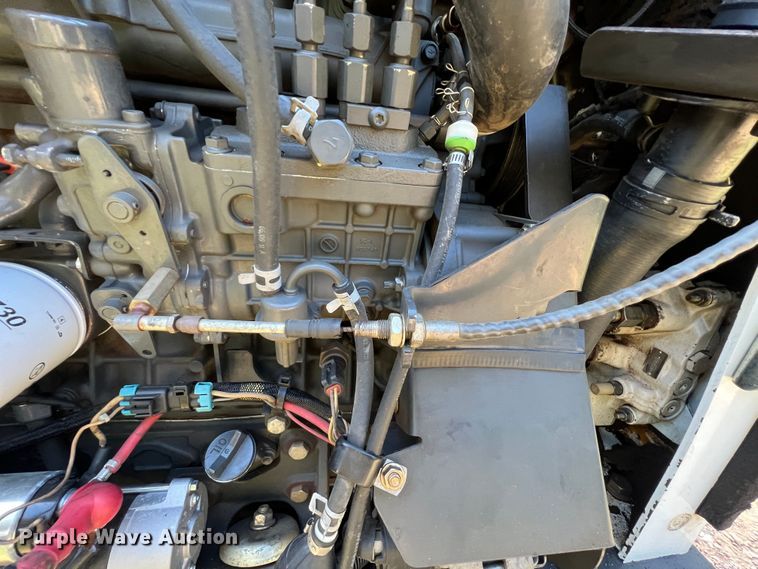 image for item IA9204 2011 Bobcat T870  tracked skid steer loader