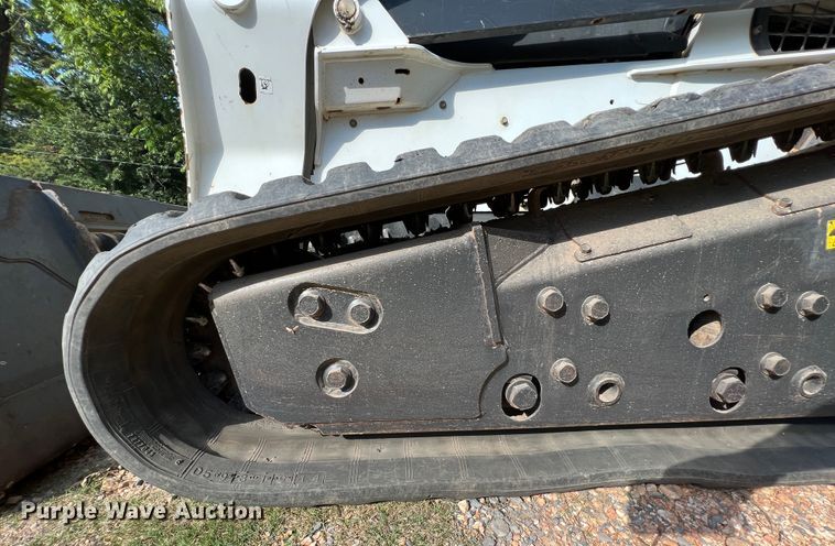 image for item IA9204 2011 Bobcat T870  tracked skid steer loader
