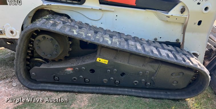 image for item IA9204 2011 Bobcat T870  tracked skid steer loader