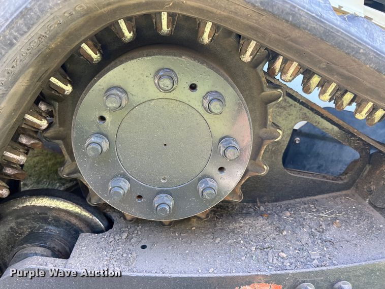 image for item IA9204 2011 Bobcat T870  tracked skid steer loader