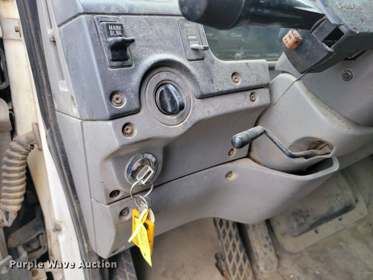 image for item JC9753 2000 Sterling L-Line  refuse truck