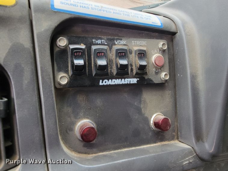 image for item JC9753 2000 Sterling L-Line  refuse truck