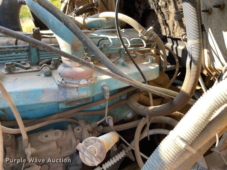 image for item JF9034 1982 International F2554  dump truck