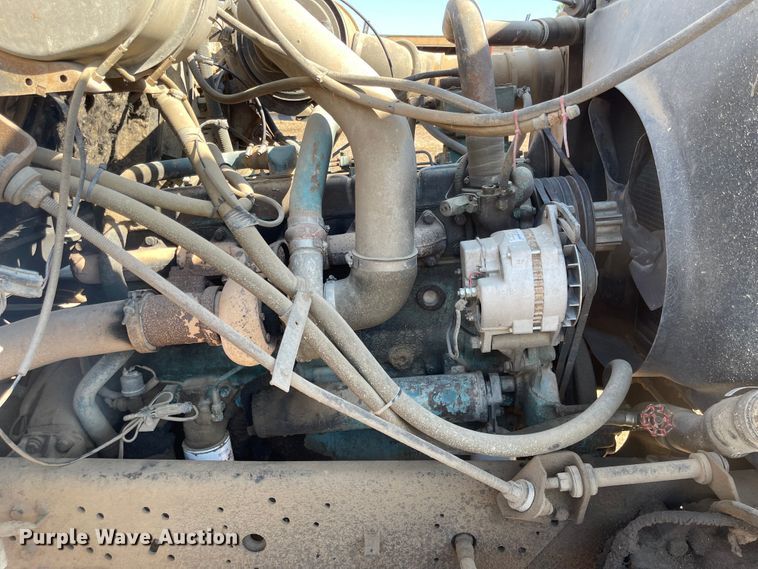 image for item JF9034 1982 International F2554  dump truck