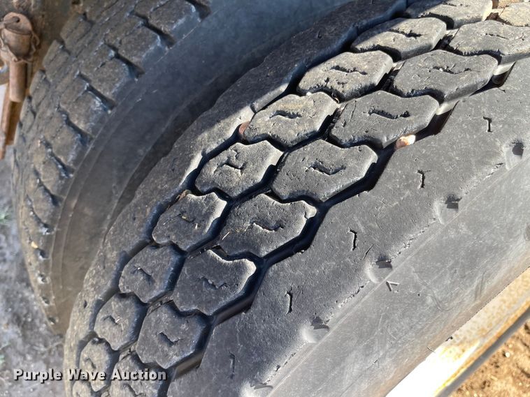 image for item JF9034 1982 International F2554  dump truck