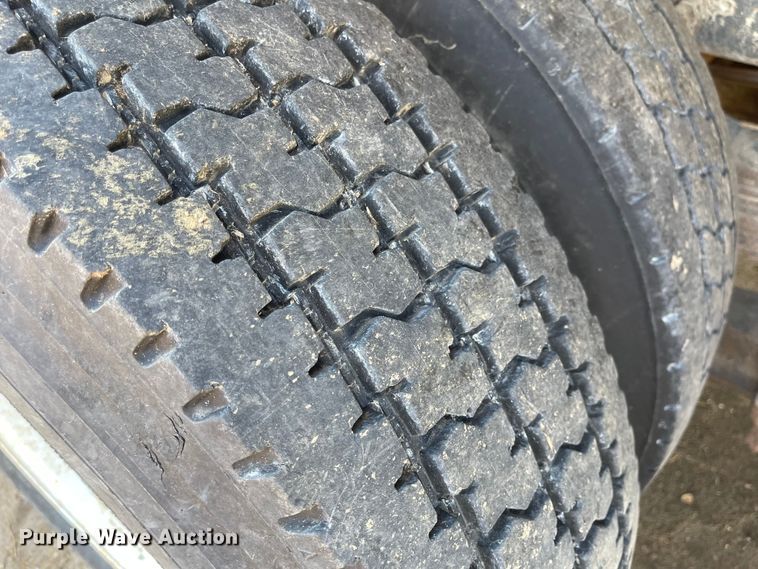 image for item JF9034 1982 International F2554  dump truck