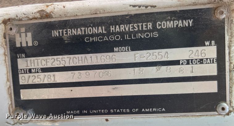 image for item JF9034 1982 International F2554  dump truck