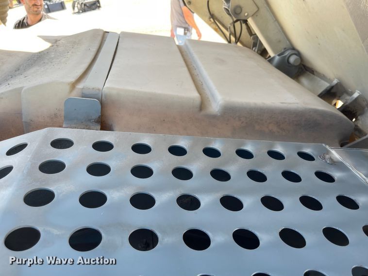 image for item JF9054 2007 Sterling SC8000  street sweeper truck