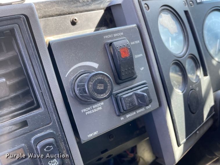 image for item JF9054 2007 Sterling SC8000  street sweeper truck