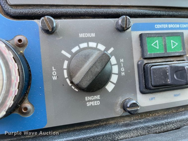 image for item JF9054 2007 Sterling SC8000  street sweeper truck