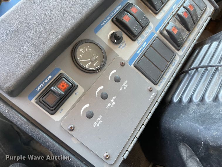 image for item JF9054 2007 Sterling SC8000  street sweeper truck