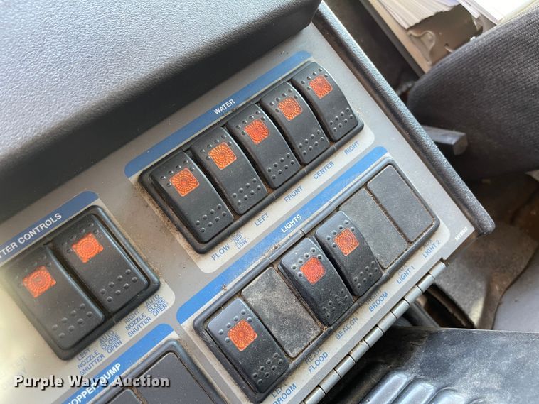 image for item JF9054 2007 Sterling SC8000  street sweeper truck