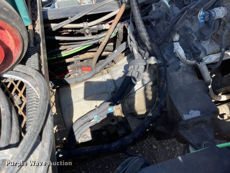 image for item JF9054 2007 Sterling SC8000  street sweeper truck