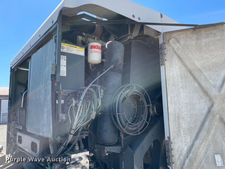 image for item JF9054 2007 Sterling SC8000  street sweeper truck