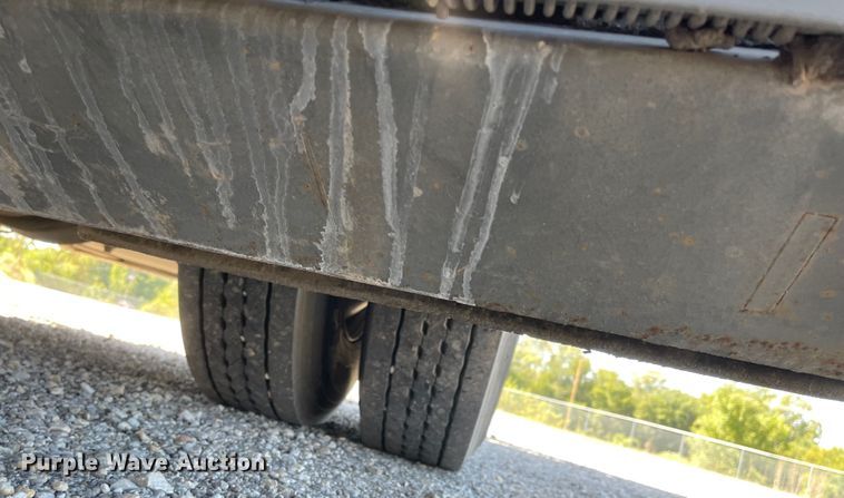 image for item JF9054 2007 Sterling SC8000  street sweeper truck