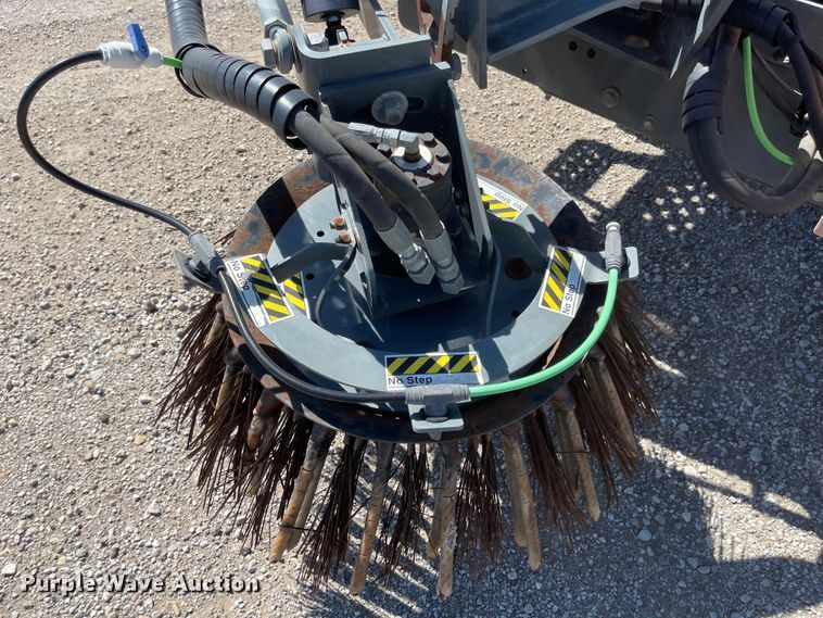 image for item JF9054 2007 Sterling SC8000  street sweeper truck