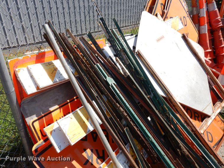 image for item JJ9962 Road safety equipment