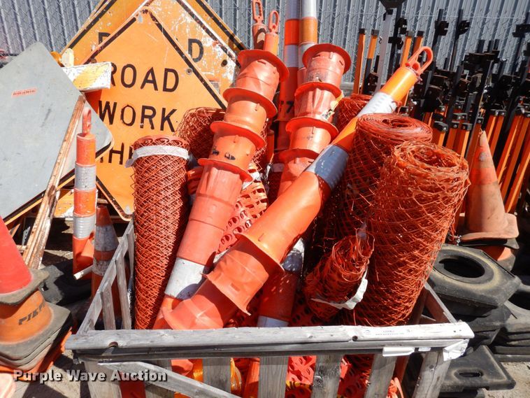 image for item JJ9962 Road safety equipment