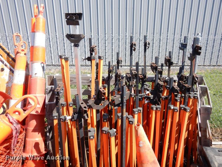 image for item JJ9962 Road safety equipment