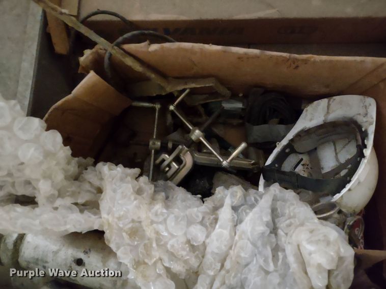 image for item JJ9963 Building materials