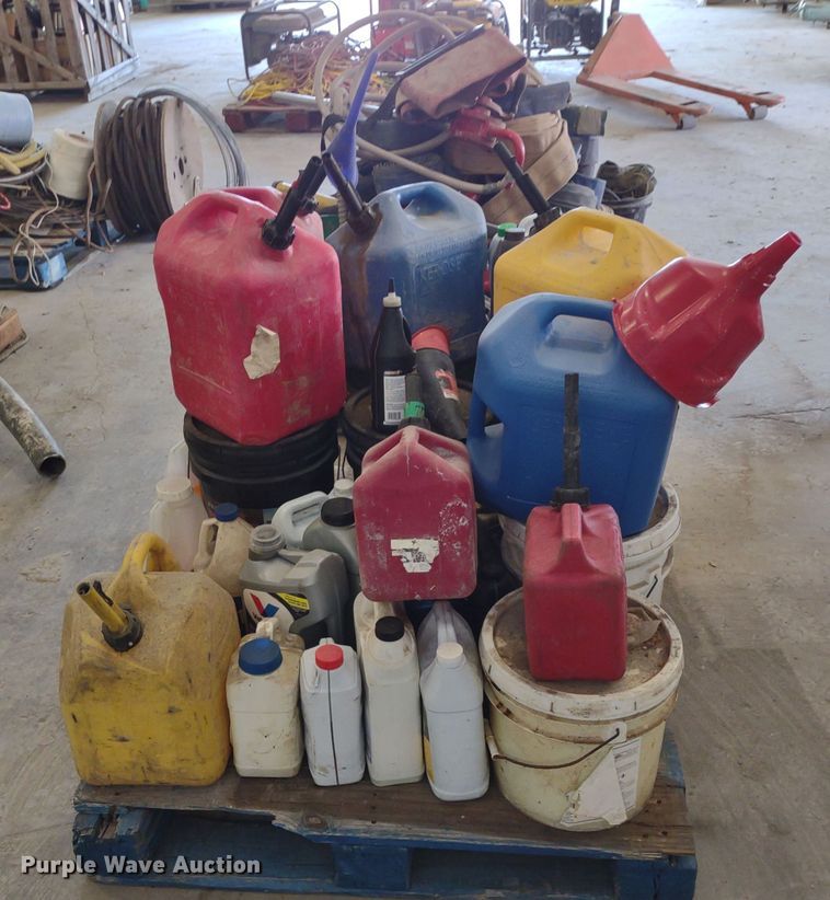 image for item JJ9976 Pallet of fuel cans and oil