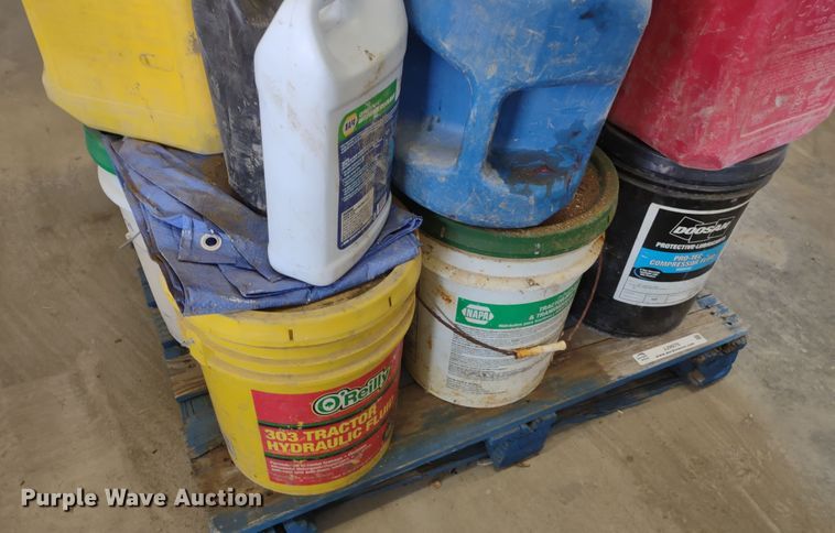 image for item JJ9976 Pallet of fuel cans and oil