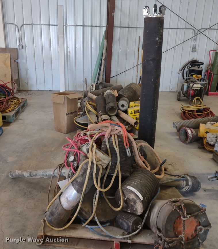 image for item JJ9977 (3) pallets of inflatable pipe plugs