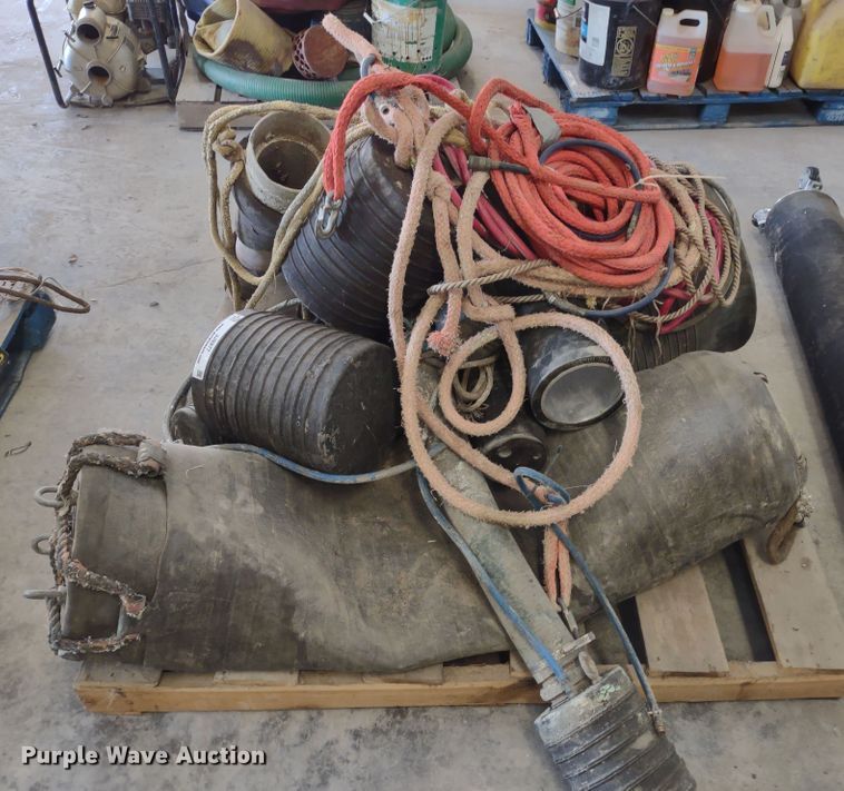 image for item JJ9977 (3) pallets of inflatable pipe plugs