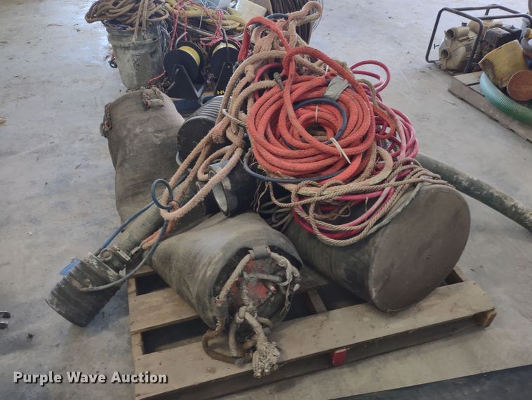 image for item JJ9977 (3) pallets of inflatable pipe plugs