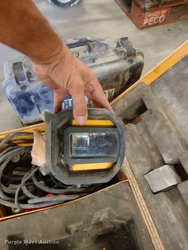 image for item JJ9991 Survey equipment