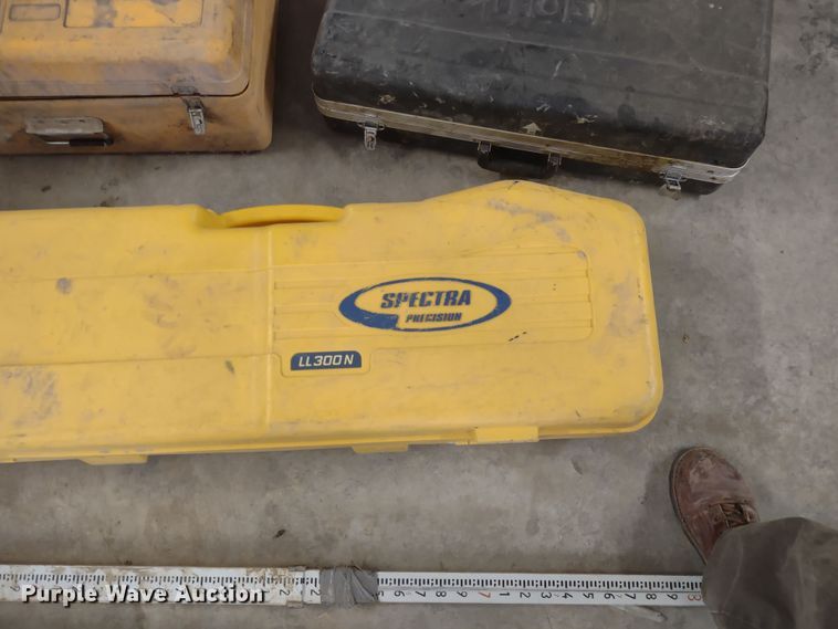 image for item JJ9991 Survey equipment