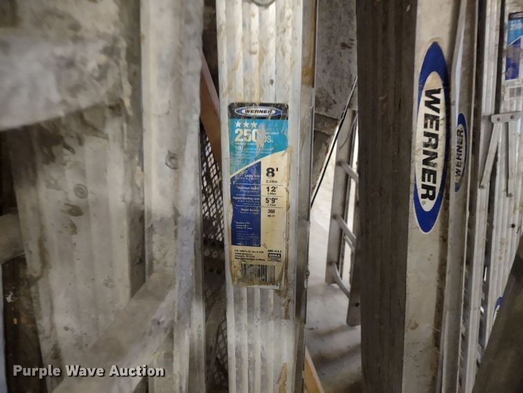 image for item JJ9995 Approximately 14 ladders