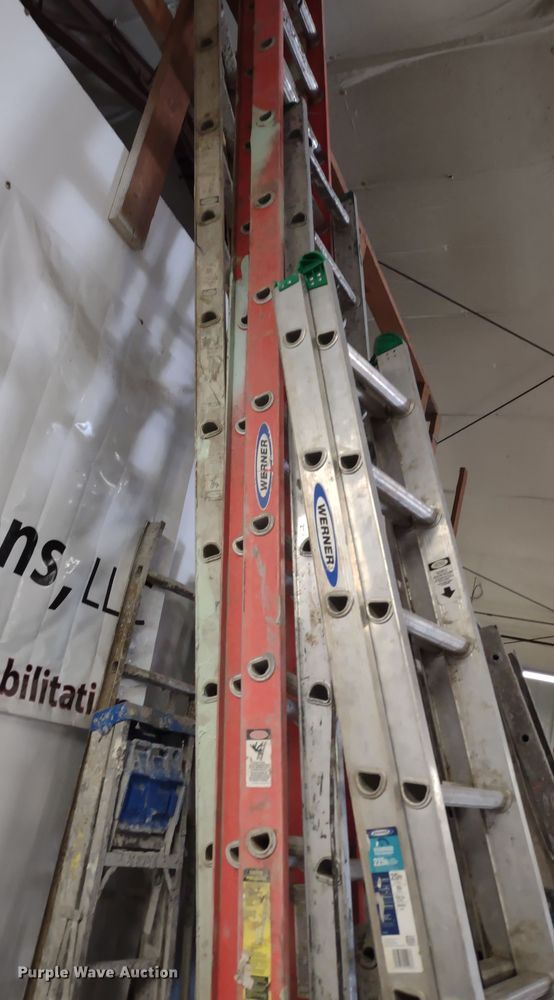 image for item JJ9995 Approximately 14 ladders