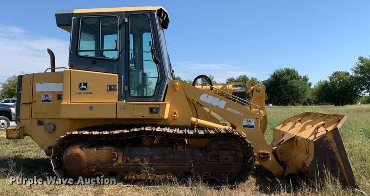 image for item JW9406 2004 John Deere 655C Series II  track loader