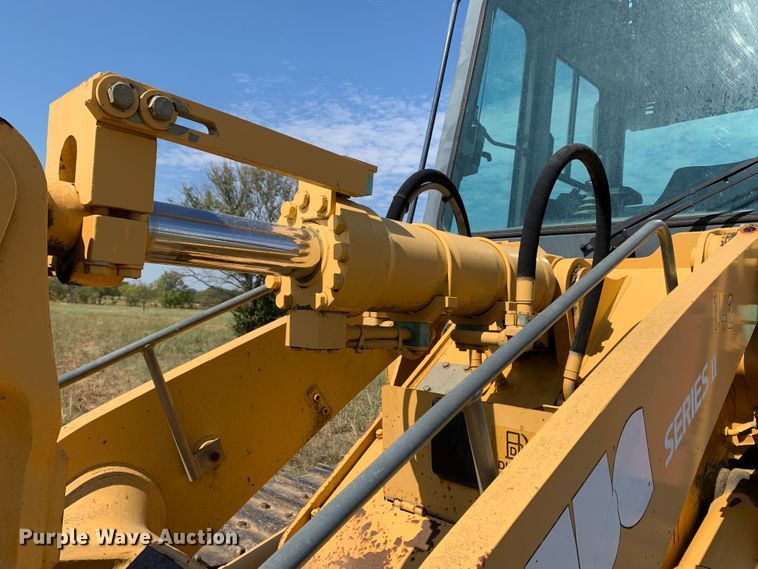 image for item JW9406 2004 John Deere 655C Series II  track loader