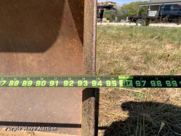 image for item JW9406 2004 John Deere 655C Series II  track loader