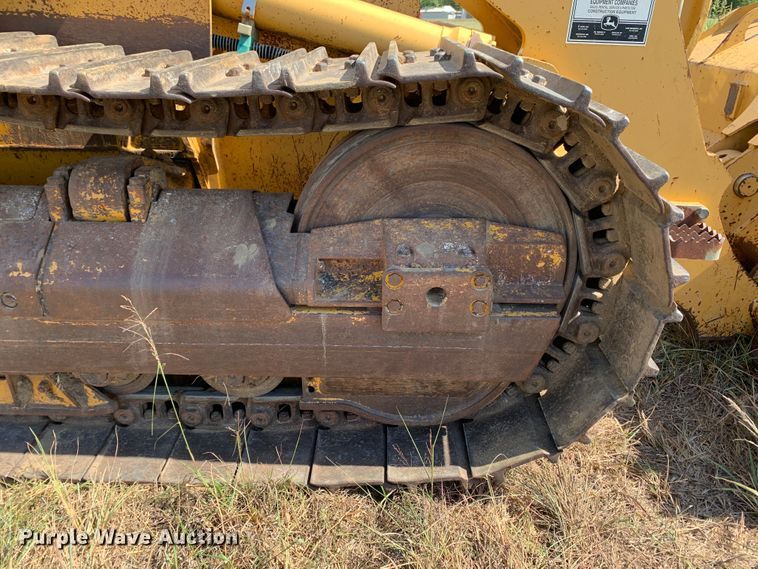 image for item JW9406 2004 John Deere 655C Series II  track loader