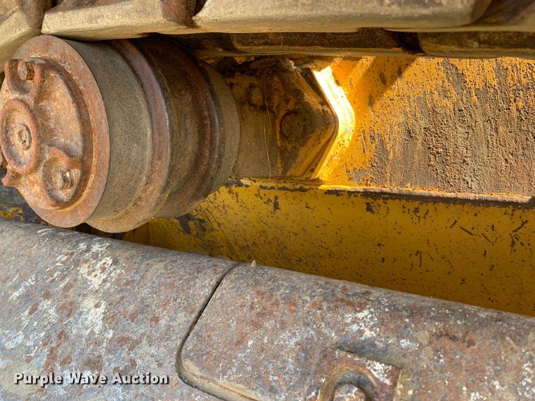 image for item JW9406 2004 John Deere 655C Series II  track loader