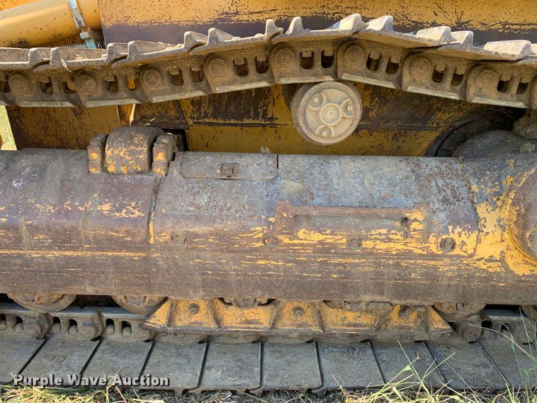 image for item JW9406 2004 John Deere 655C Series II  track loader