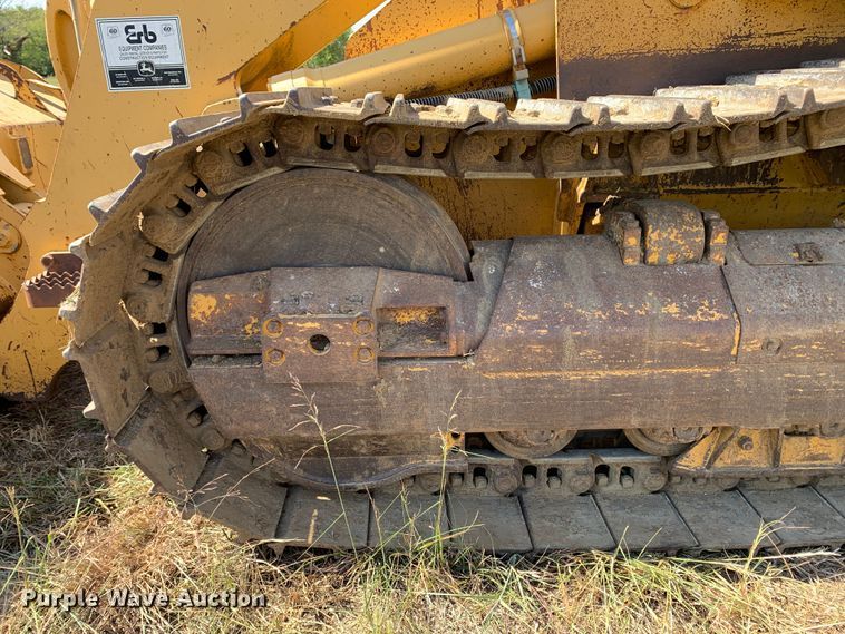 image for item JW9406 2004 John Deere 655C Series II  track loader