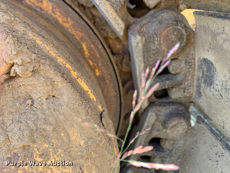 image for item JW9406 2004 John Deere 655C Series II  track loader