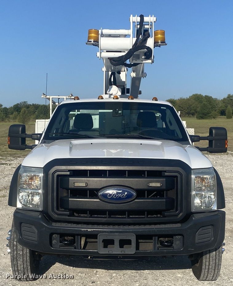 image for item JW9408 2012 Ford F550 Super Duty  bucket truck