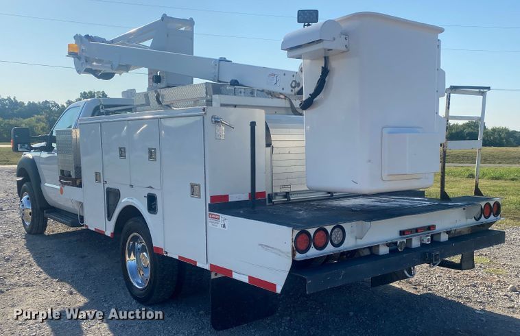 image for item JW9408 2012 Ford F550 Super Duty  bucket truck