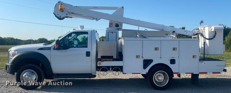 image for item JW9408 2012 Ford F550 Super Duty  bucket truck