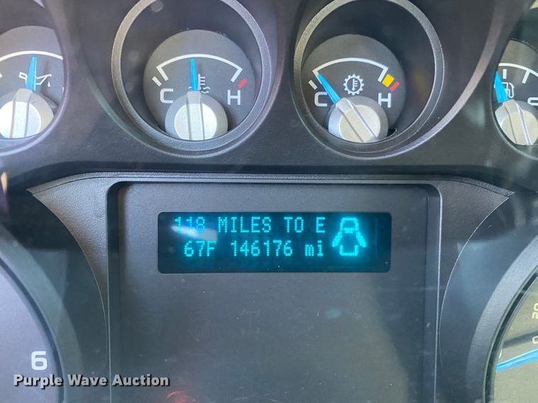 image for item JW9408 2012 Ford F550 Super Duty  bucket truck