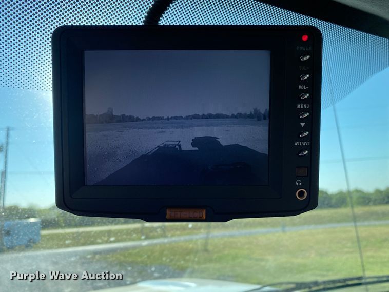 image for item JW9408 2012 Ford F550 Super Duty  bucket truck