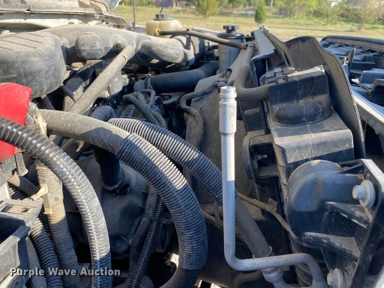 image for item JW9408 2012 Ford F550 Super Duty  bucket truck