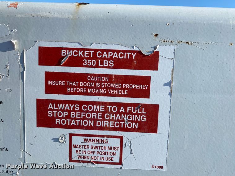 image for item JW9408 2012 Ford F550 Super Duty  bucket truck