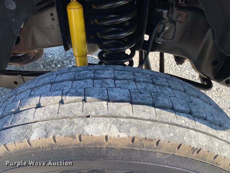 image for item JW9408 2012 Ford F550 Super Duty  bucket truck