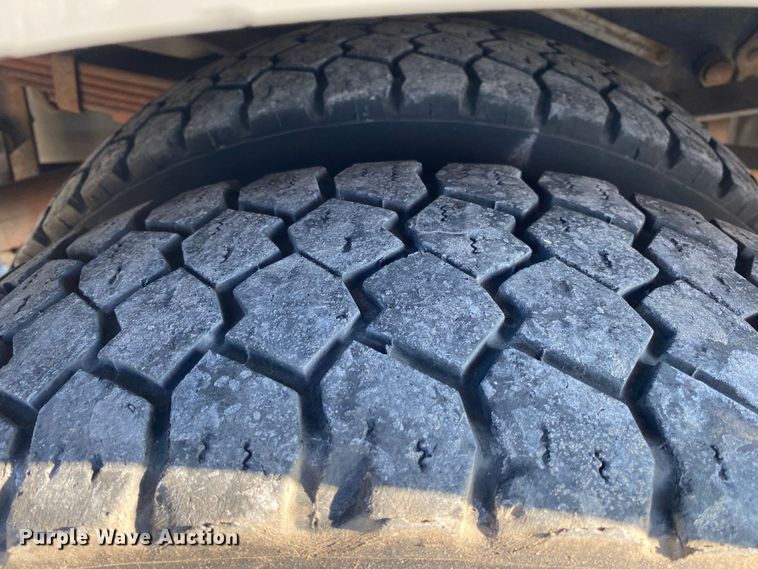 image for item JW9408 2012 Ford F550 Super Duty  bucket truck